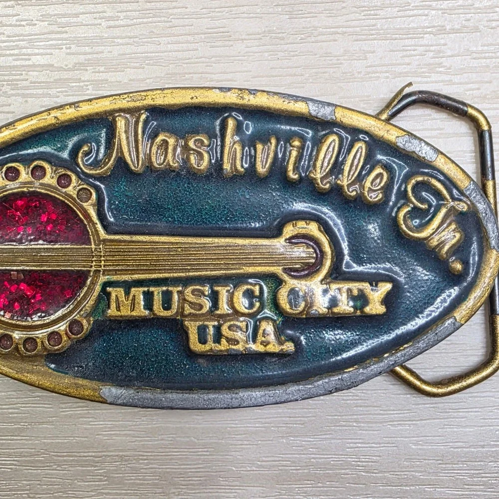 Vintage Nashville TN Music City USA Banjo Belt Buckle Red Glitter Gold Tone Oval